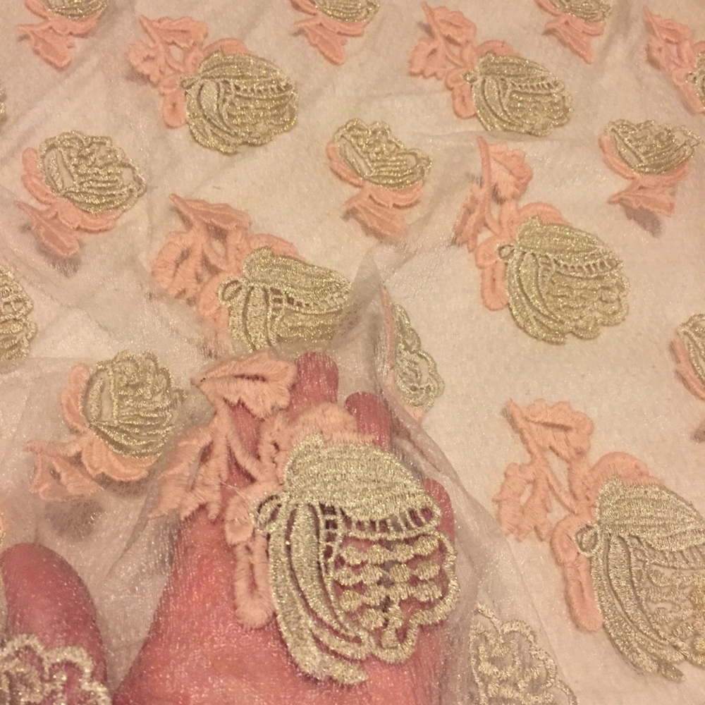 ANTHROPOLOGIE rose embroidered top - Picture 4 of 4
